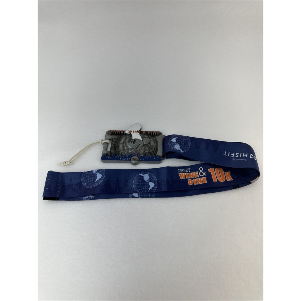 Disney Wine & Dine 10K Race Medal 2017 RunDisney Chef Mickey Medal & Lanyard
